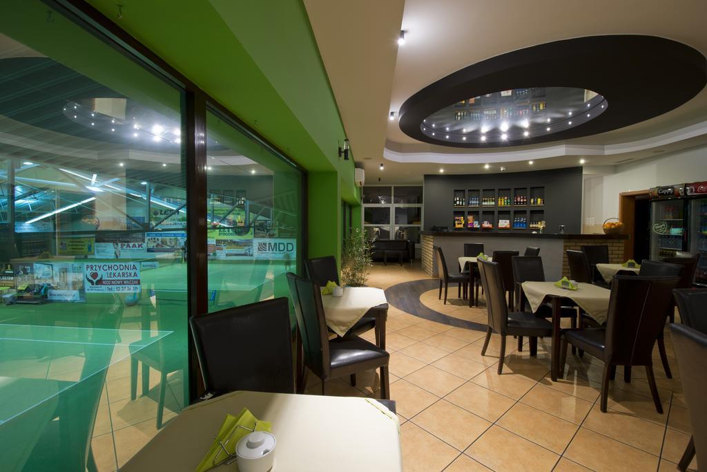 Hotel Centrum 비드고슈치 외부 사진
